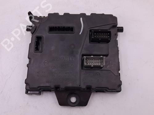 Used Electronic module Electronic module RENAULT MASTER III Platform/Chassis (EV, HV, UV) 2.3 dCi 135 FWD (EV0N, HV0N, UV0N, EV08, HV08, UV08) (136 hp) 33694956 33694956