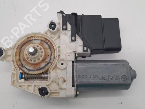 Rudehejsemotor bagstkærm højre SEAT LEON (1M1)  | BP25312419E22 
