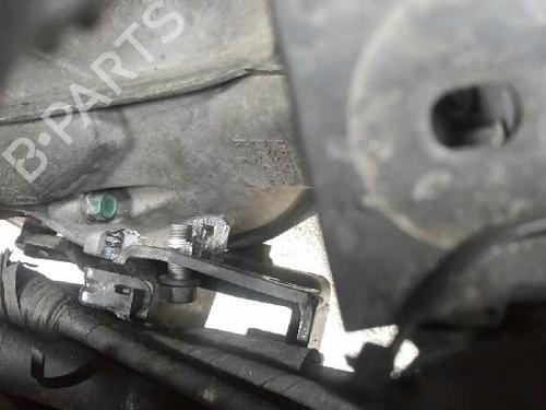 Used Gearbox KIA CARENS III MPV (UN) 2.0 CRDi 140 (140 hp) 25330413