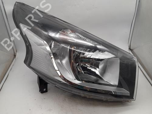 lyskaster-hyre-renault-trafic-iii-van-fg_-2014-34631990 main image