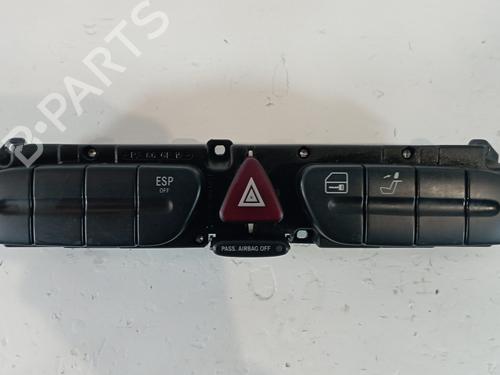Used Warning switch MERCEDES-BENZ C-CLASS (W202) [1993-2000]  25313546
