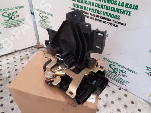 Used Front right lock VW POLO (9N_, 9A_) 1.4 TDI (75 hp) 25323334