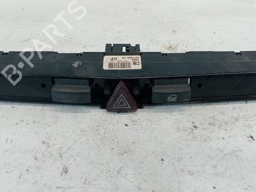 Used Warning switch OPEL ASTRA H (A04) [2004-2014]  25311644