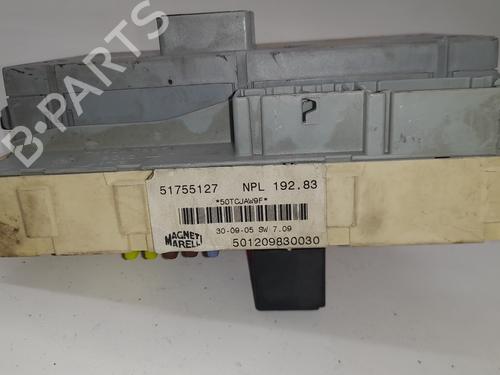 Fuse box FIAT STILO (192_) 1.9 D Multijet | BP25322348E1 