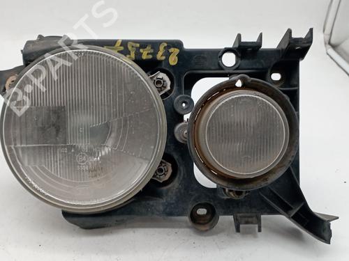 Phare droit NISSAN TERRANO II (R20) 2.7 TDi 4WD (125 hp) 32074677