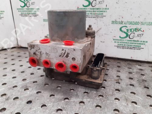 Used ABS pump OPEL CORSA C (X01) [2000-2009]  25316446