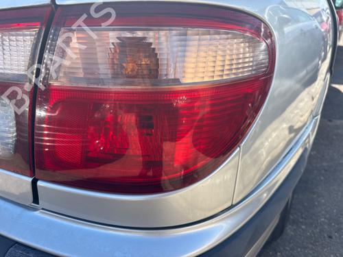 Used Right taillight NISSAN ALMERA II (N16) 2.2 Di (110 hp) 25320562