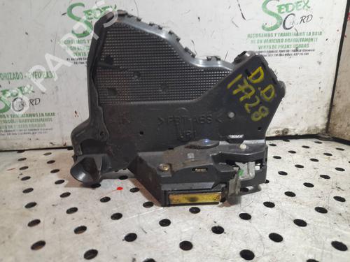 Used Front right lock TOYOTA COROLLA (_E12_) [2001-2008]  25318125