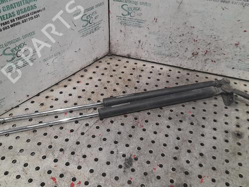 Used Tailgate lift support SUBARU FORESTER (SG_) 2.0 X AWD (SG5) (158 hp) 25326598