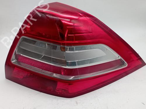 Used Right taillight RENAULT MEGANE II Saloon (LM0/1_) [2003-2025]  28671994