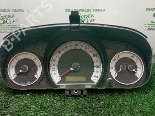 Used Instrument cluster KIA CEE'D Hatchback (ED) [2006-2012]  25321724