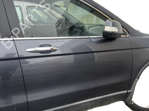 Used Right front door Right front door 37151742 37151742