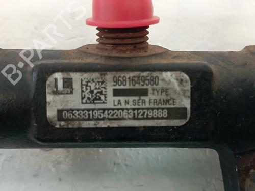 Used Injection rail FORD FOCUS C-MAX (DM2) [2003-2007]  25311027