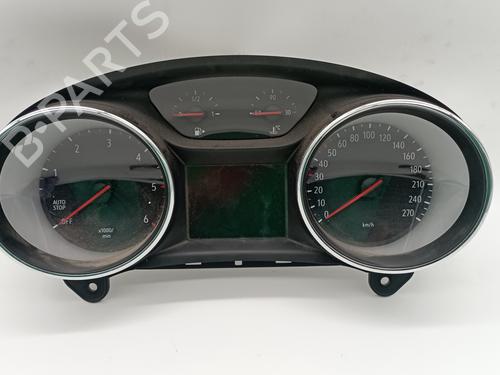 Used Instrument cluster OPEL INSIGNIA B Grand Sport (Z18) [2017-2025]  29411022