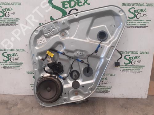 Alzacristallo posteriore destro Alzacristallo posteriore destro HYUNDAI SANTA FÉ II (CM) [2005-2015] 36837743 36837743