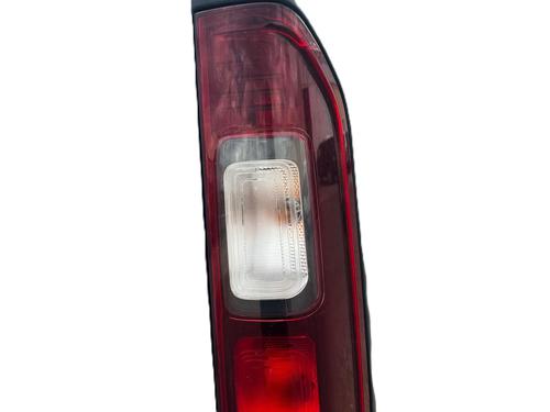 right-taillight-renault-trafic-iii-van-fg_-2014-34631993 main image