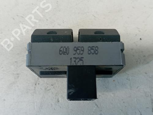 Left front window switch CHEVROLET NUBIRA Saloon 1.4 | BP25307461I27 