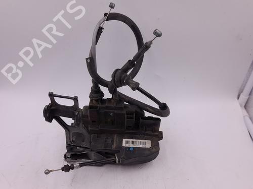 Used Front right lock Front right lock HYUNDAI SANTA FÉ II (CM) [2005-2015] 33936452 33936452