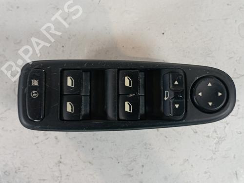 Used Left front window switch CITROËN C4 Picasso I MPV (UD_) [2006-2015]  25315610