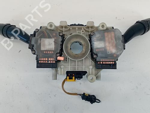 Switch HYUNDAI SANTA FÉ I (SM) 2.0 CRDi | BP25320827I30 