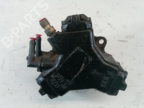 Used Injection pump OPEL CORSA C (X01) 1.4 Twinport (F08, F68) (90 hp) 25327831