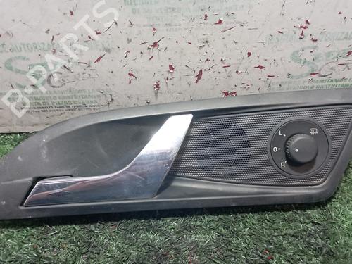 Used Front left interior door handle SKODA OCTAVIA II (1Z3) [2004-2013]  25309688