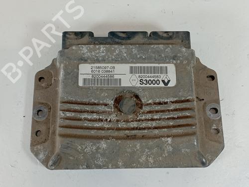 Used Engine control unit (ECU) RENAULT LAGUNA II (BG0/1_) [2001-2007]  25325504