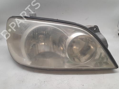 Used Right headlight KIA CARNIVAL II (GQ) [1999-2007]  25316613