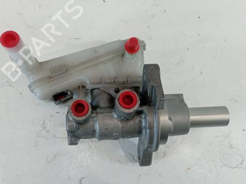 Używane Pompa hamulcowa FORD FIESTA VI (CB1, CCN) [2008-2025]  29537296