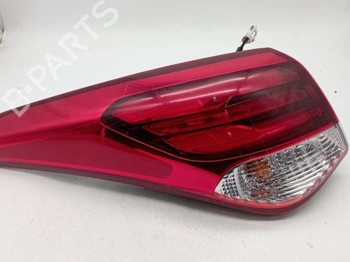 Used Left taillight Left taillight 32423581 32423581