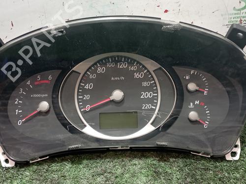 Used Instrument cluster HYUNDAI TUCSON (JM) [2004-2019]  25318111