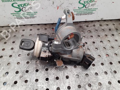 Used Ignition barrel MITSUBISHI PAJERO III (V7_W, V6_W) [1999-2007]  25315201