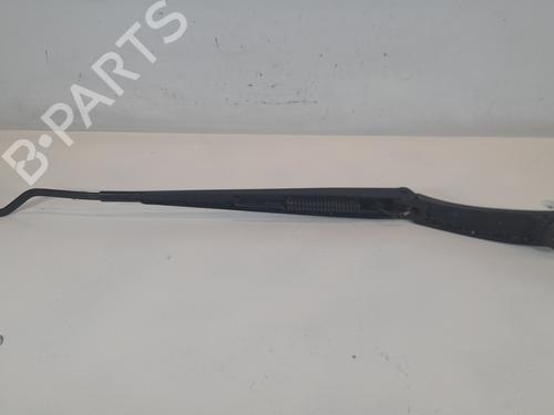 Used Front windshield wiper arm HYUNDAI ix35 (LM, EL, ELH) [2009-2016]  25310649
