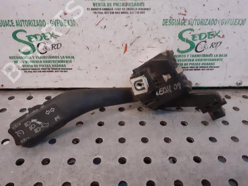 Used Steering column stalk VW TOURAN (1T1, 1T2) 1.9 TDI (105 hp) 25307781
