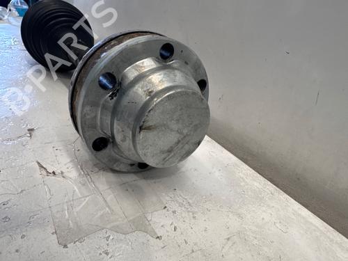 Left front driveshaft MERCEDES-BENZ VITO Van (W638) 110 CDI 2.2 (638.094) | BP26921378M38 