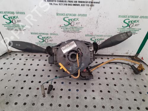 Forlygtekontakt FORD TRANSIT CONNECT (P65_, P70_, P80_) [2002-2025]  25318583