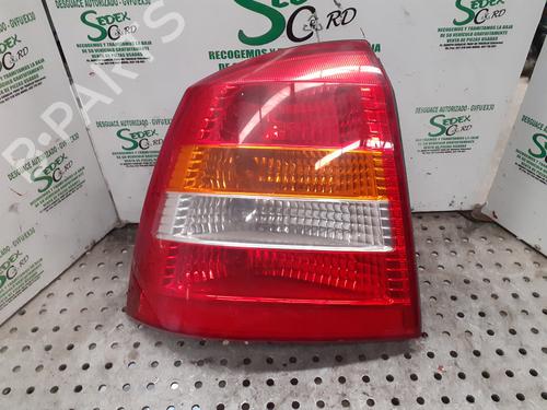 Used Left taillight OPEL ASTRA G Hatchback (T98) [1998-2009]  25316278