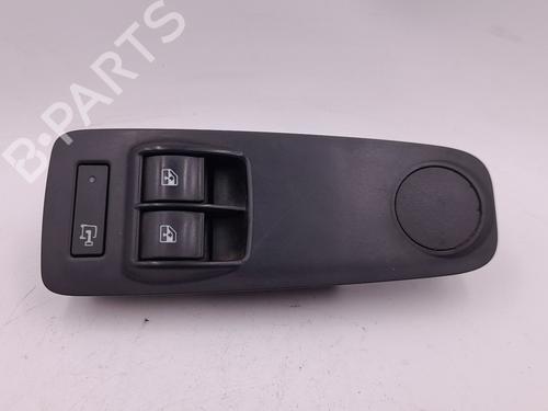 Used Left front window switch Left front window switch CITROËN JUMPER II Van 2.2 HDi 130 (130 hp) 33620949 33620949