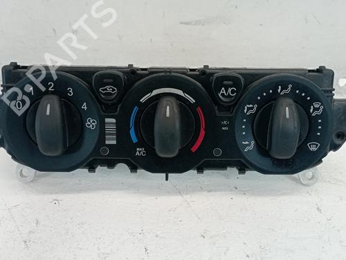 Used Climate control FORD FOCUS III Saloon 1.6 Ti (105 hp) 25325202