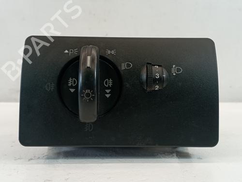 Used Headlight switch FORD MONDEO III Saloon (B4Y) 2.0 16V DI / TDDi / TDCi (90 hp) 25308541