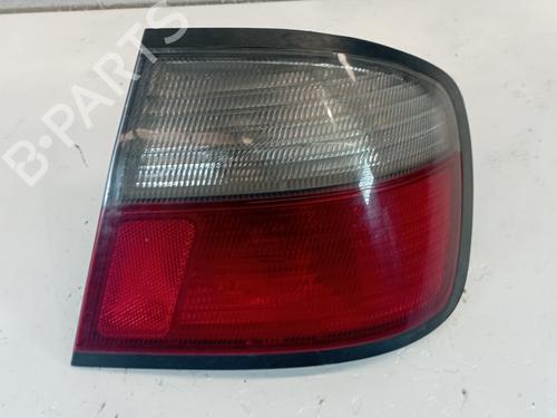 Used Right taillight NISSAN PRIMERA (P11) 1.6 16V (99 hp) 25313568