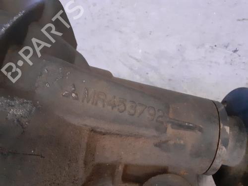 Front differential MITSUBISHI PAJERO III (V7_W, V6_W)  | BP25330181M23 