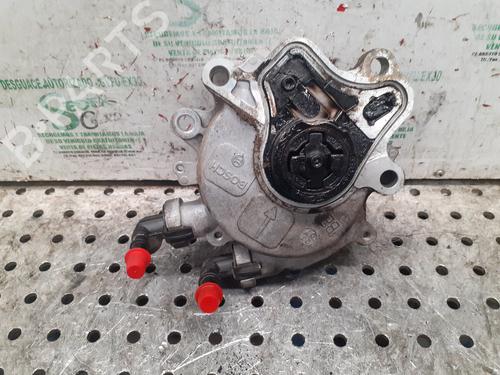 Used Vacuum pump LAND ROVER DISCOVERY II (L318) [1998-2004]  25325115