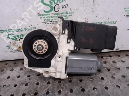Rudehejsemotor forskærm højre SEAT LEON (1M1) [1999-2006]  25309522