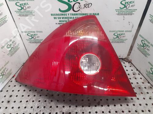 Used Left taillight FORD MONDEO III Saloon (B4Y) [2000-2007]  25313868