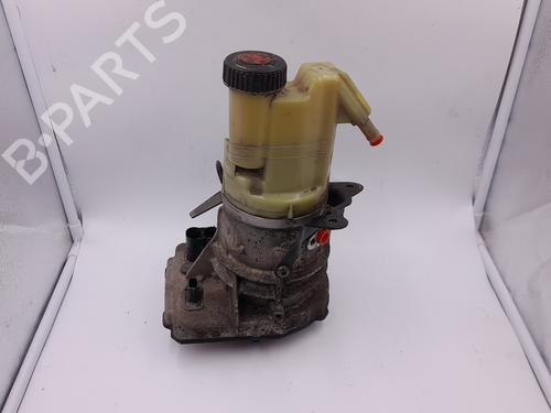Used Steering pump Steering pump RENAULT MASTER III Platform/Chassis (EV, HV, UV) 2.3 dCi 135 FWD (EV0N, HV0N, UV0N, EV08, HV08, UV08) (136 hp) 33698562 33698562