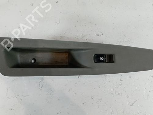 Used Right front window switch CHEVROLET NUBIRA Saloon 1.4 (95 hp) 25308827
