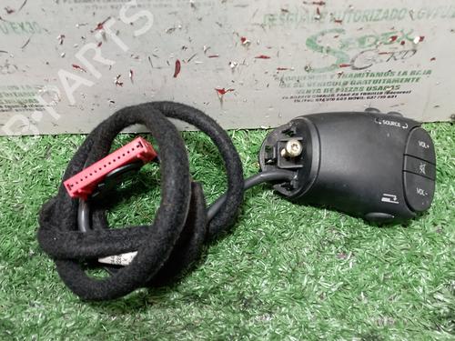 Used Steering wheel controls RENAULT KANGOO (KC0/1_) 1.9 dCi 4x4 (84 hp) 25308982