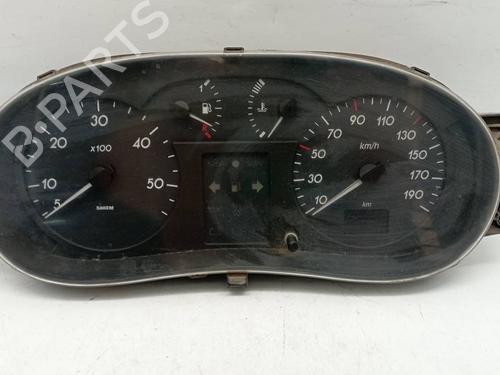 Kombiinstrument Kombiinstrument RENAULT MASTER II Bus (JD) [1997-2010] 39752907 39752907