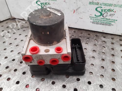 Used ABS pump FORD FIESTA VI (CB1, CCN) [2008-2017]  25322599